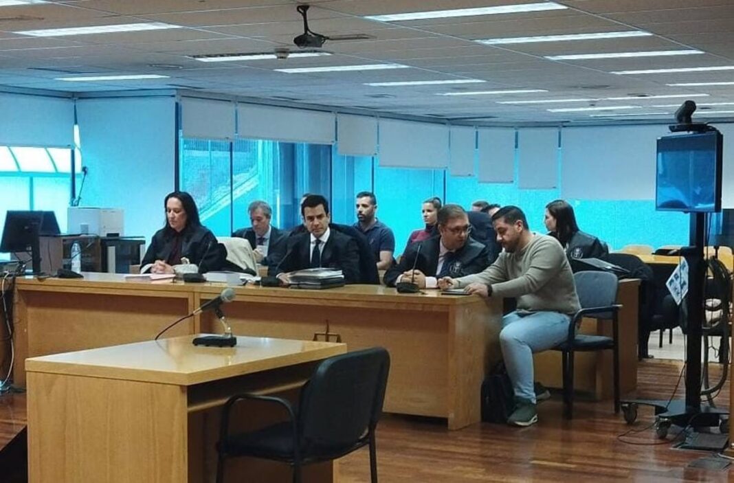 El TSJM mantiene la absolución del ‘caso ariete’ pero determina que el acceso carecía de habilitación legal